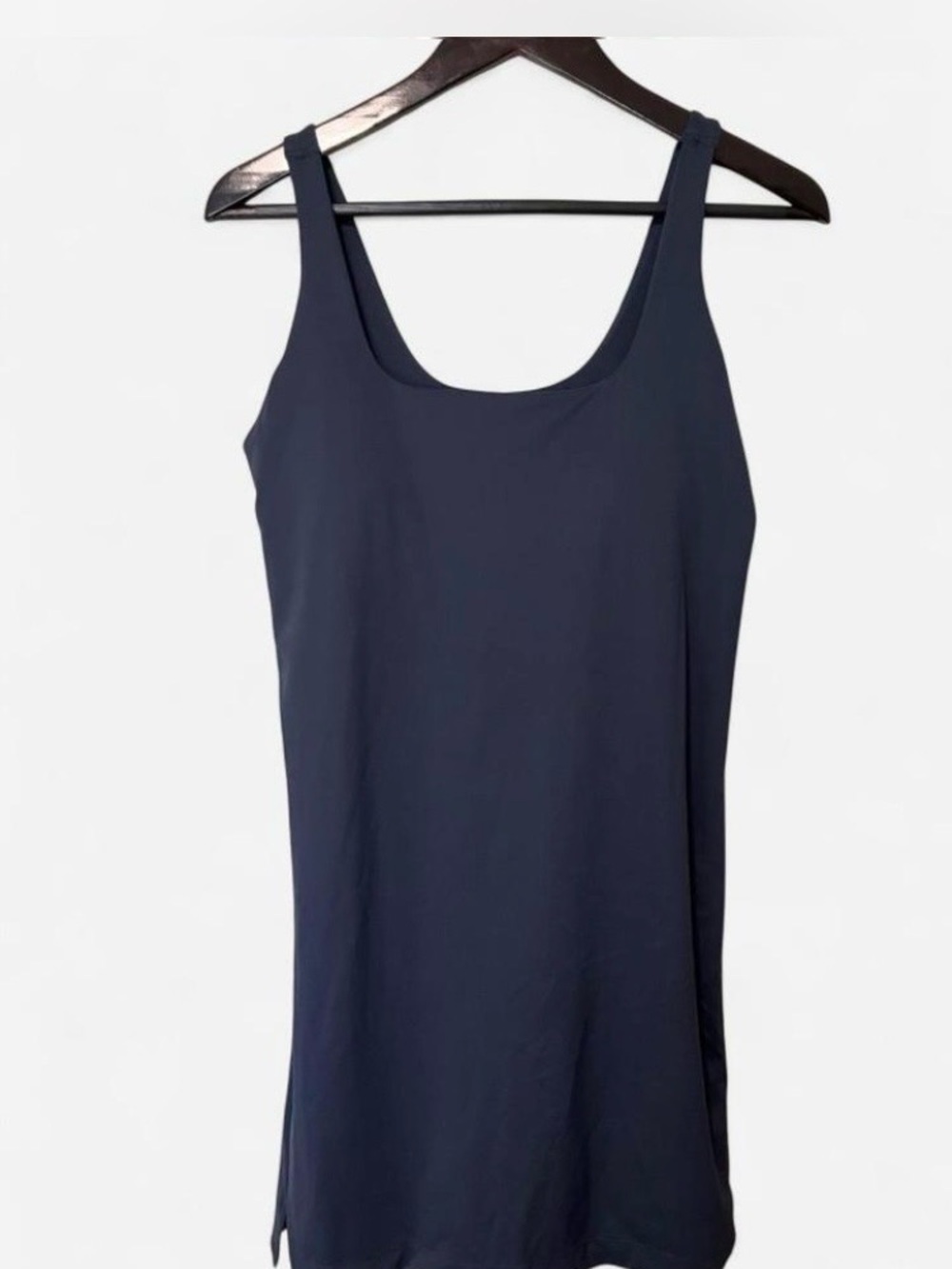 Old Navy Women's Navy Scoop Neck Athletic Dress with shorts built in bra Size L